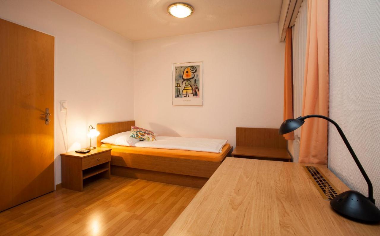 דאליקון Hotel Zur Au מראה חיצוני תמונה